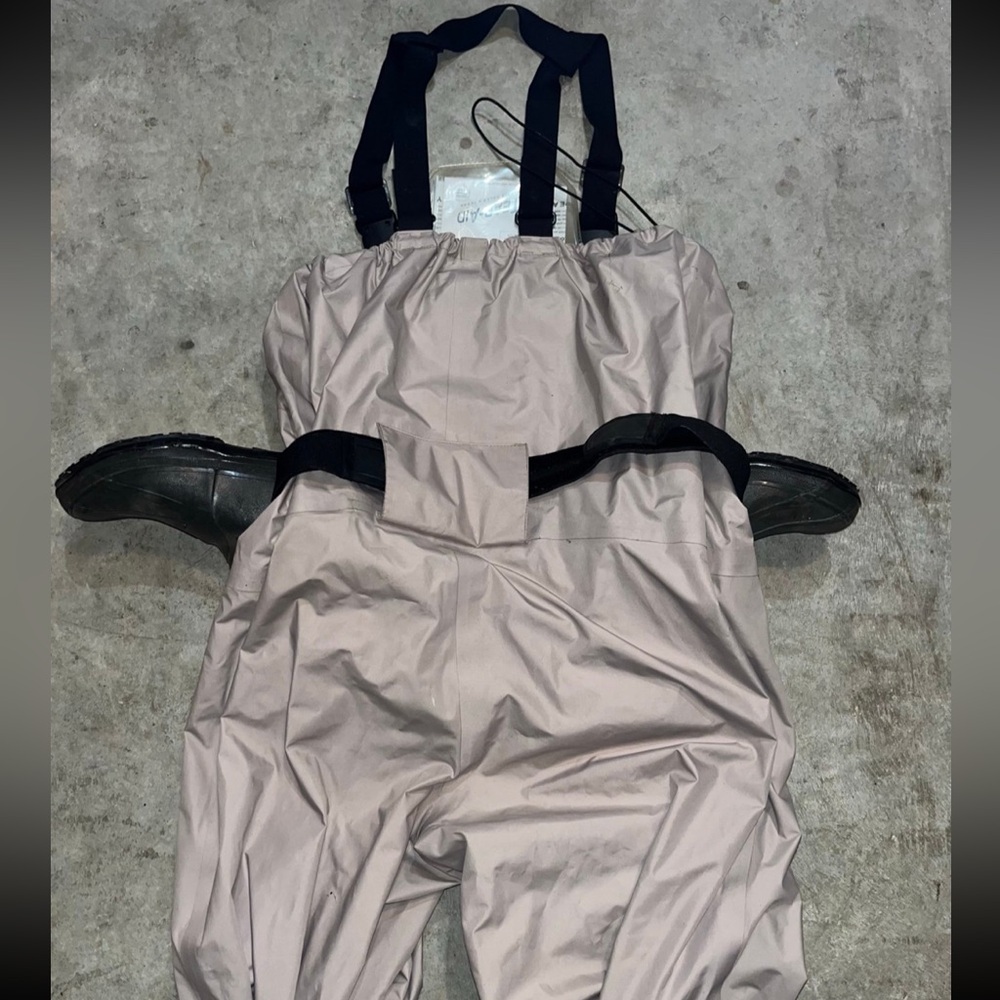 LL Bean Waders - Picture 7 of 11